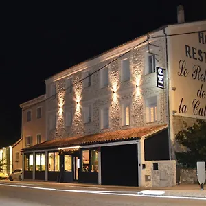 https://le-relais-de-la-caleche.fr-provencehotel.com